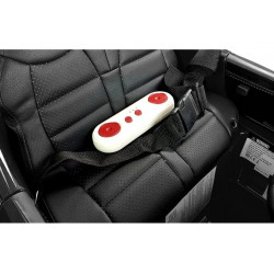 Elektromos Ride Audi R8 Feketére festve