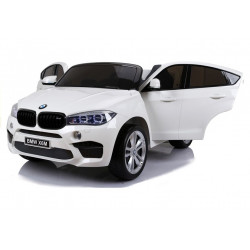 ÚJ BMW X6M fehér – elektromos jármű