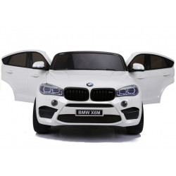 ÚJ BMW X6M fehér – elektromos jármű