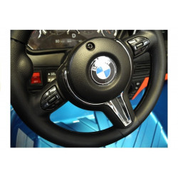 ÚJ BMW X6M kék festés – elektromos hajtás járművön