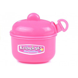 Konyhai készlet egy kis séf edényekhez, ételekhez és kiegészítőkhöz