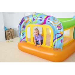 Ugráló kastély pumpával 175 x 173 x 130 cm Bestway 52441