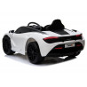 Elektromos utazás McLaren 720S fehér színű