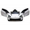 Elektromos utazás McLaren 720S fehér színű