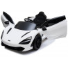 Elektromos utazás McLaren 720S fehér színű