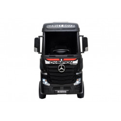 Elektromos ráhajtható autó Mercedes Actros feketére festve