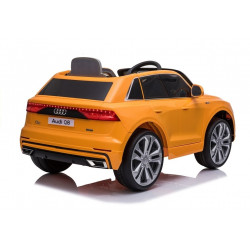 Audi Q8 JJ2066 Electric Ride On Car sárga