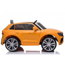 Audi Q8 JJ2066 Electric Ride On Car sárga