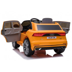 Audi Q8 JJ2066 Electric Ride On Car sárga