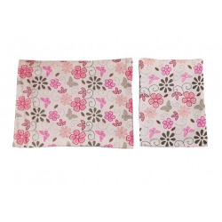 Alice Pink a virágágyásban babáknak