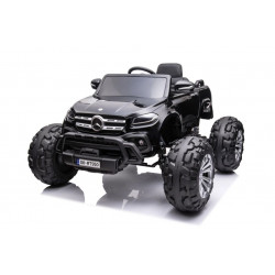 Akkumulátoros autó Mercedes DK-MT950 4x4 Fekete Lakkozott