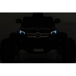 Akkumulátoros autó Mercedes DK-MT950 4x4 Fekete Lakkozott
