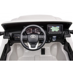 Electric Ride On Car Toyota Hilux DK-HL860 Fehér