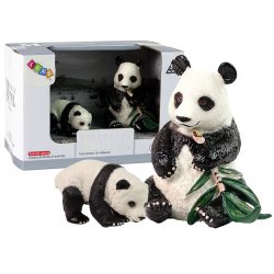 2 db Pandafigura készlet fiatal pandával és bambusz levelekkel