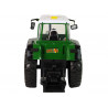 Zöld és fekete R/C távirányítós traktor