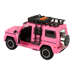 Auto Off-Road Pink V12 turbina
