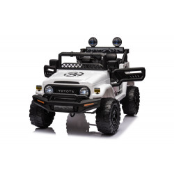 Akkumulátoros autó Toyota FJ White 4x4