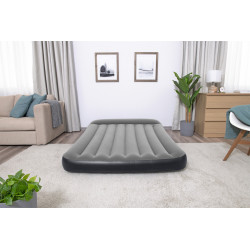 Dupla felfújható hálómatrac pumpával 191x137x30cm Bestway 67462